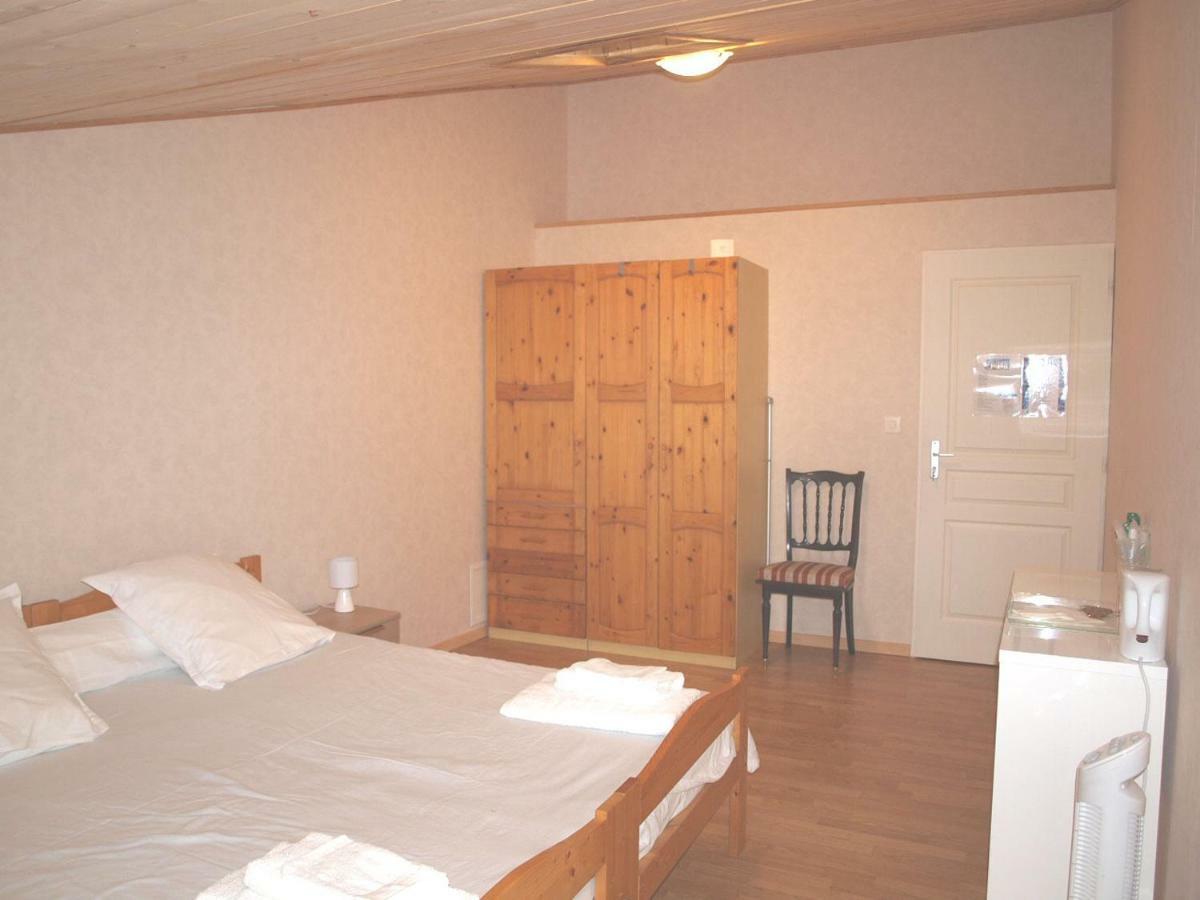 Bed and Breakfast Le Cheminard Feugarolles Экстерьер фото